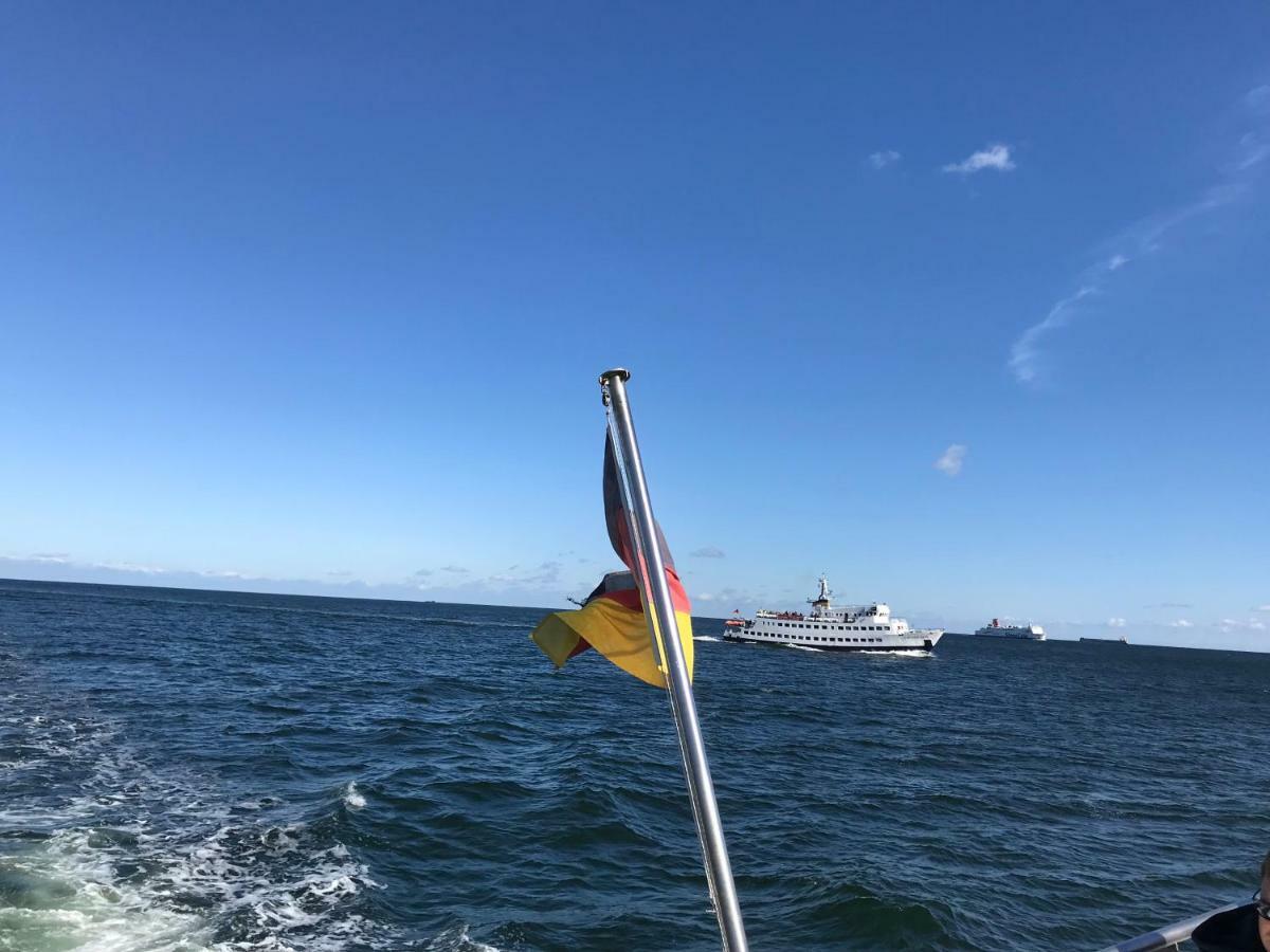 Hering Fewo I Apartment Terrace Wiek auf Rugen Bagian luar foto